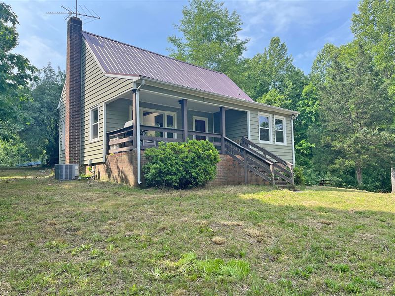 Living The Lake Life : Burkeville : Prince Edward County : Virginia