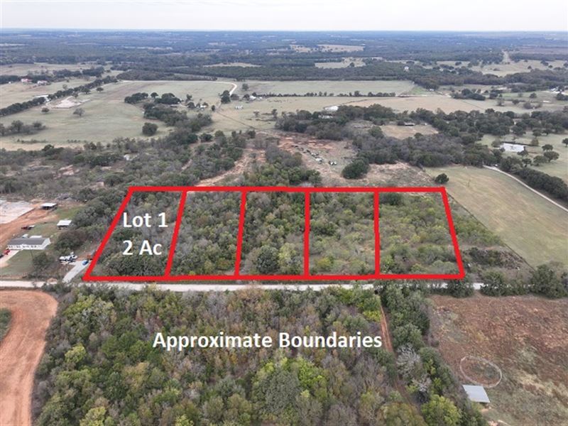 2 Ac Unrestricted Vacant Land : Hillsboro : Hill County : Texas