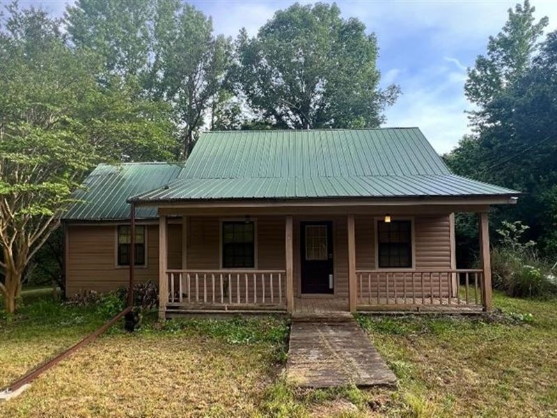 10 Acres with A Home in Carroll Cou : Carrolton : Carroll County : Mississippi