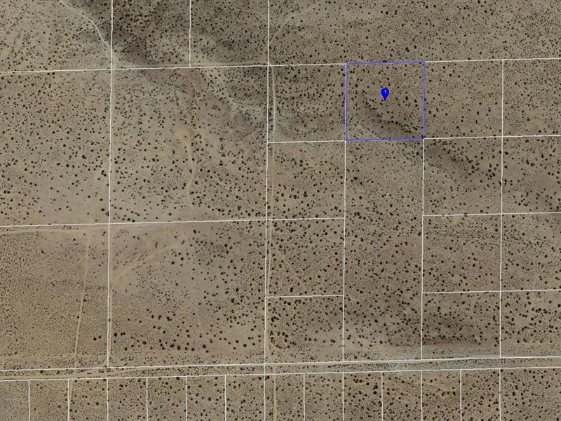 2.5 Acres in Kern County : Mojave : Kern County : California