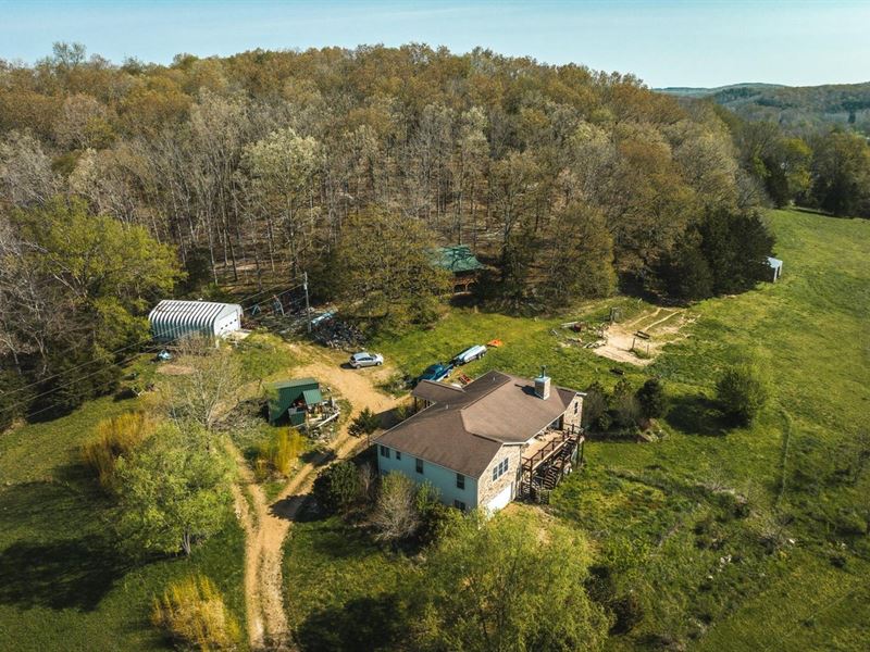 Dry Fork Creek Farm : Saint James : Phelps County : Missouri