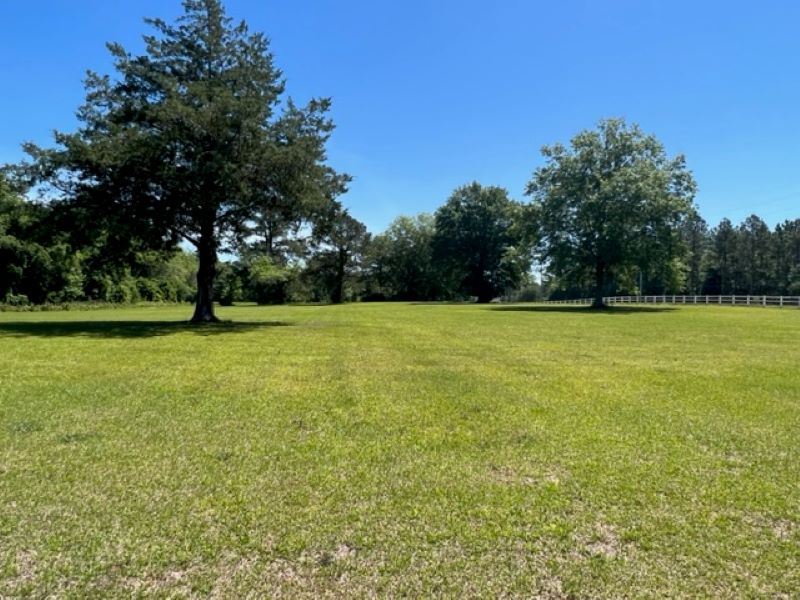 102 Frank Orgel Court : Albany : Dougherty County : Georgia