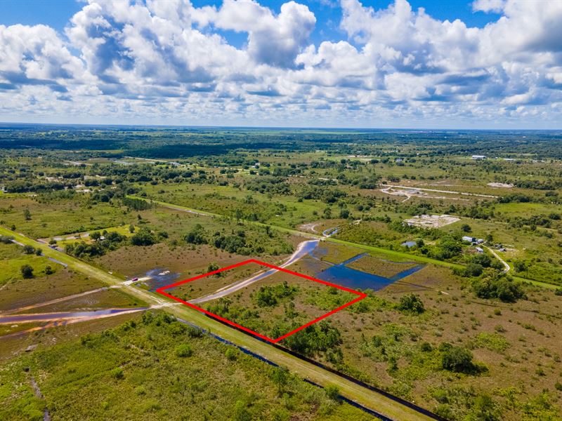 Easy Access and Power Nearby : Okeechobee : Okeechobee County : Florida