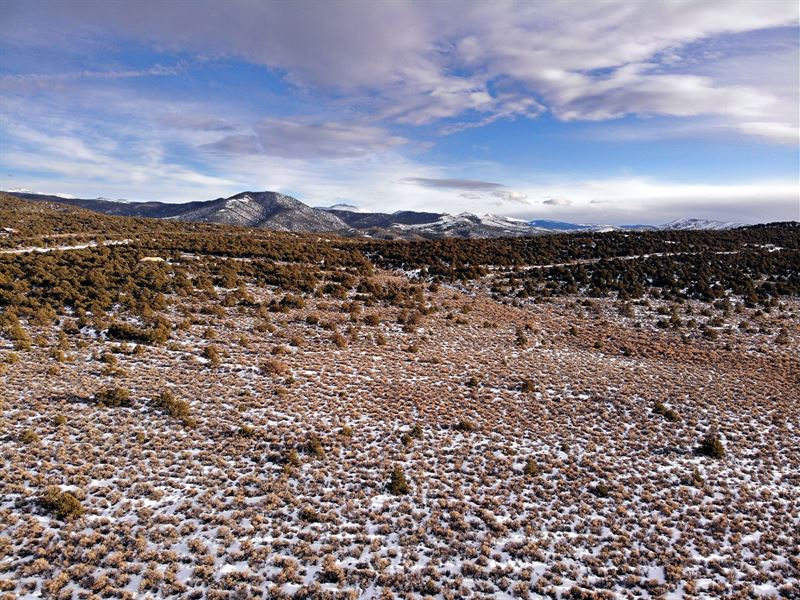 Mountain Vistas Near Power : San Luis : Costilla County : Colorado