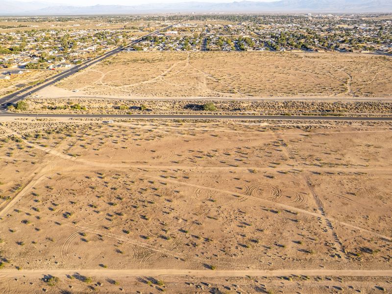 Your Escape to Ridgecrest Paradise : Ridgecrest : Kern County : California