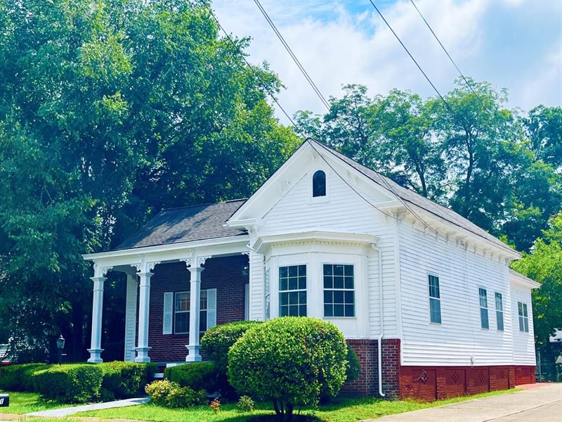 411 7th Street S Columbus : Columbus : Lowndes County : Mississippi