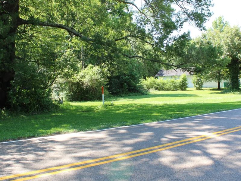 1.59 Acres, All Utilities : New Boston : Bowie County : Texas