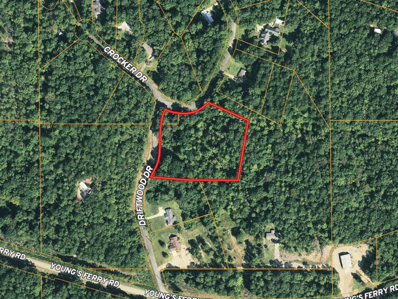 2.74 Acres by Lake Martin : Jacksons Gap : Tallapoosa County : Alabama