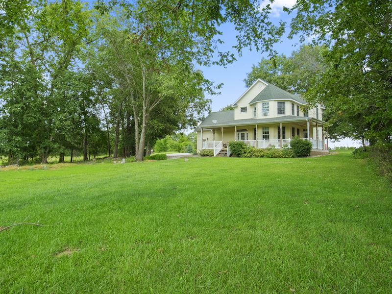 Mini Farm in Southern Missouri : Caulfield : Howell County : Missouri