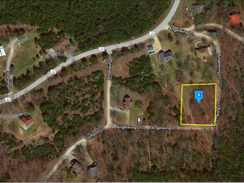 Beautiful Land Near Table Rock Lake : Blue Eye : Stone County : Missouri