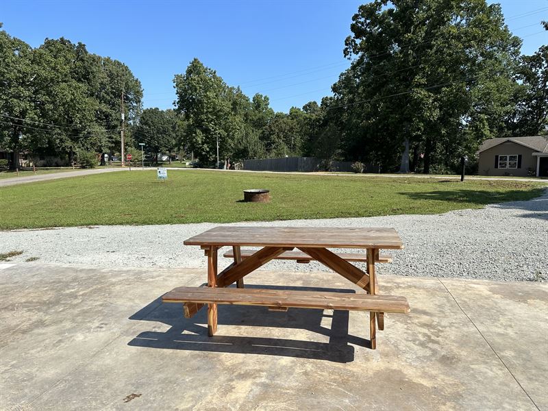 Land for Sale Near TN River Fishing : Crump : Hardin County : Tennessee