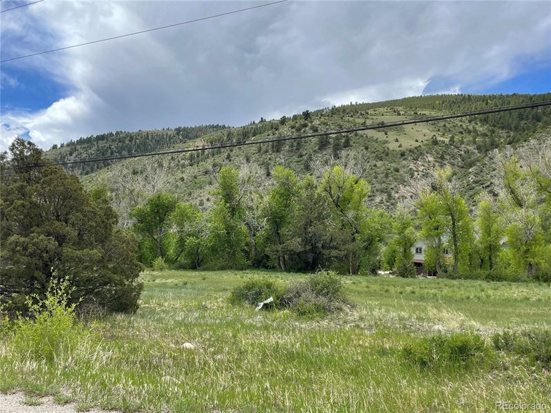 Corner Lot in Maysville Meadows : Maysville : Chaffee County : Colorado