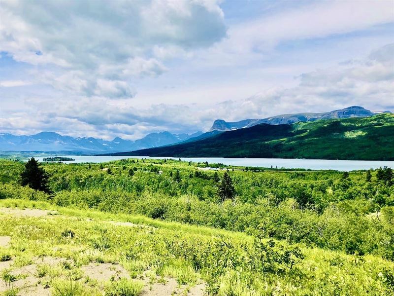 Stunning St Mary Sanctuary : Saint Mary : Glacier County : Montana