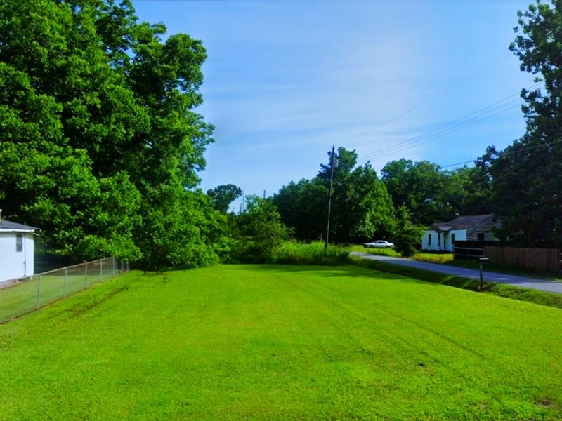 Nice Corner Lot : White Hall : Jefferson County : Arkansas