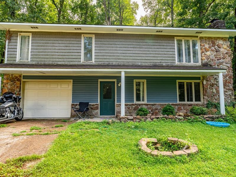 3 Bed/3 Bath/2 Living Areas, 1.3 : Batesville : Independence County : Arkansas