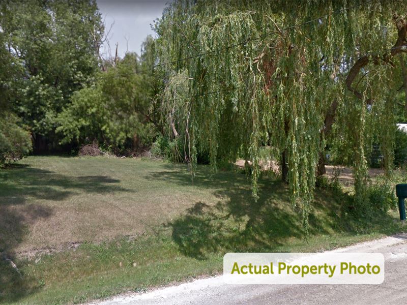 .39 Acre in Flint, MI : Flint : Genesee County : Michigan