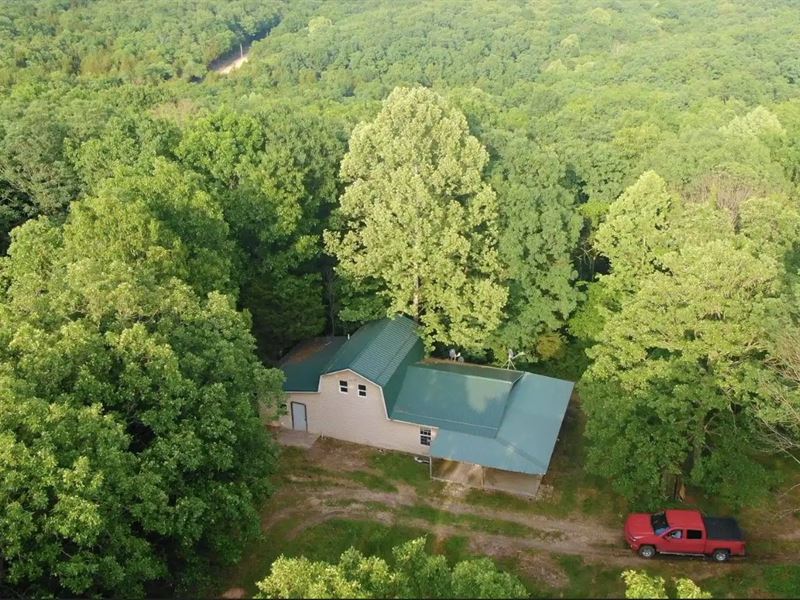 Beautiful, Cabin, Privacy / Hunting : Cross Timbers : Hickory County : Missouri