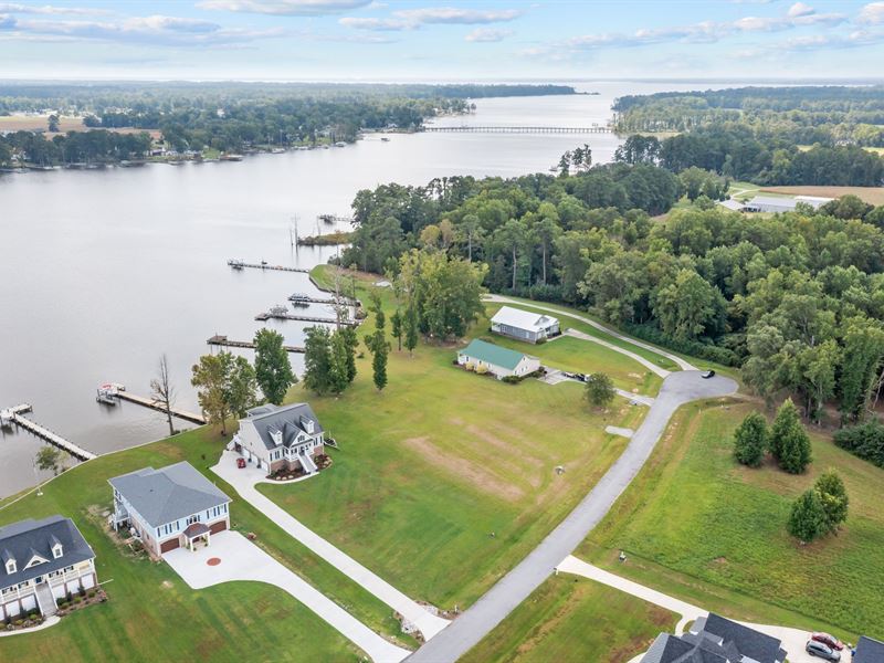 Waterfront Lot on Bath Creek : Bath : Beaufort County : North Carolina