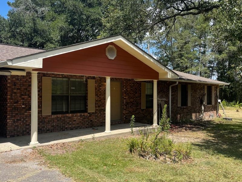 Home On 16 Acres in Foxworth : Foxworth : Marion County : Mississippi