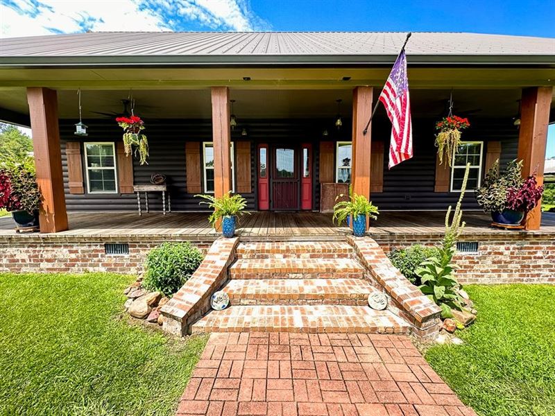 Home & 21 Acres with Pond : Ruth : Lincoln County : Mississippi
