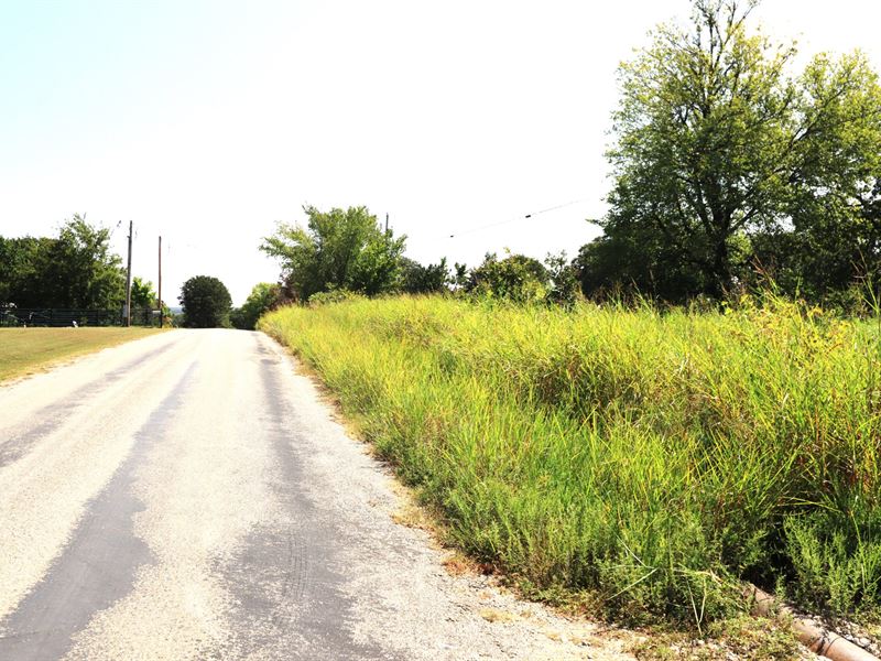 Barrow 10 Acres : Barnsdall : Osage County : Oklahoma