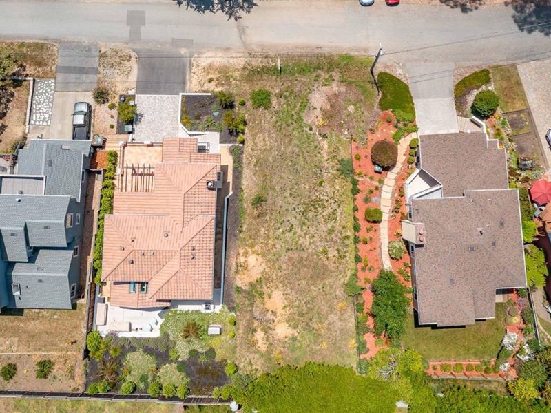 Incredible Lot, Ocean Views : El Granada : San Mateo County : California