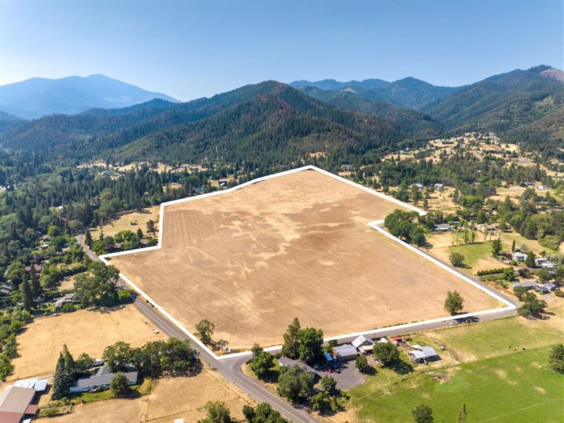 High Valley Farm : Talent : Jackson County : Oregon
