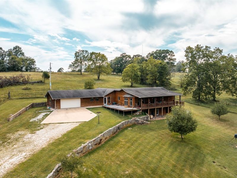 Deer Ridge Lodge : Cabool : Texas County : Missouri