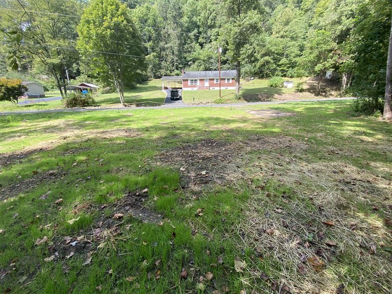 Two Acres, 1000 Feet Creek Frontage : Saint Paul : Wise County : Virginia