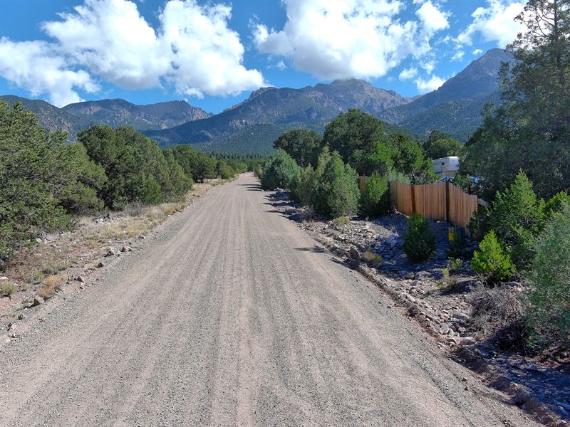 Power, Waterlines & Sewer Nearby : Crestone : Saguache County : Colorado