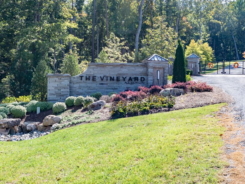 Incredible Views Plus Amenities : Ellijay : Gilmer County : Georgia