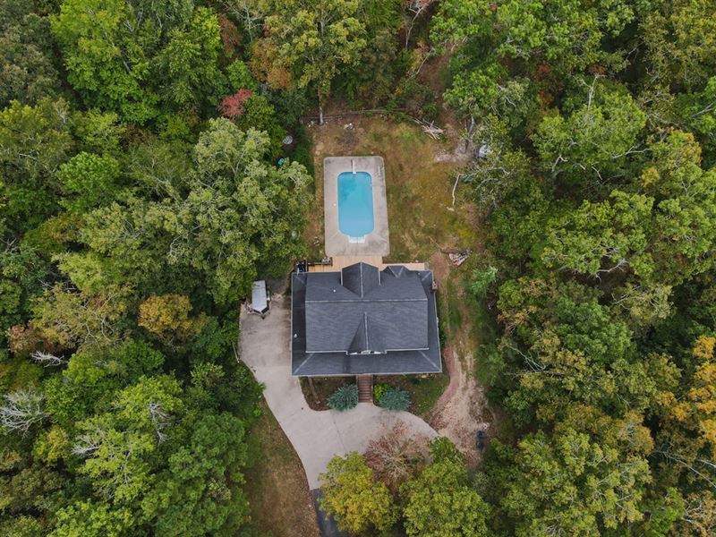 16 Acres with A Home in Hamilton Co : Birchwood : Hamilton County : Tennessee