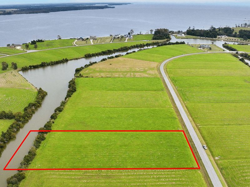 Waterfront Lot at Albemarle Sound : Hertford : Perquimans County : North Carolina