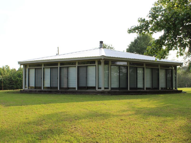 Newport Cove, Turn Key and Enjoy : Lowndesboro : Lowndes County : Alabama
