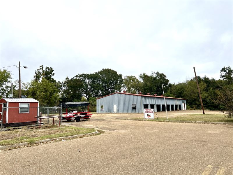 301 Devereaux Dr, Natchez, MS : Natchez : Adams County : Mississippi