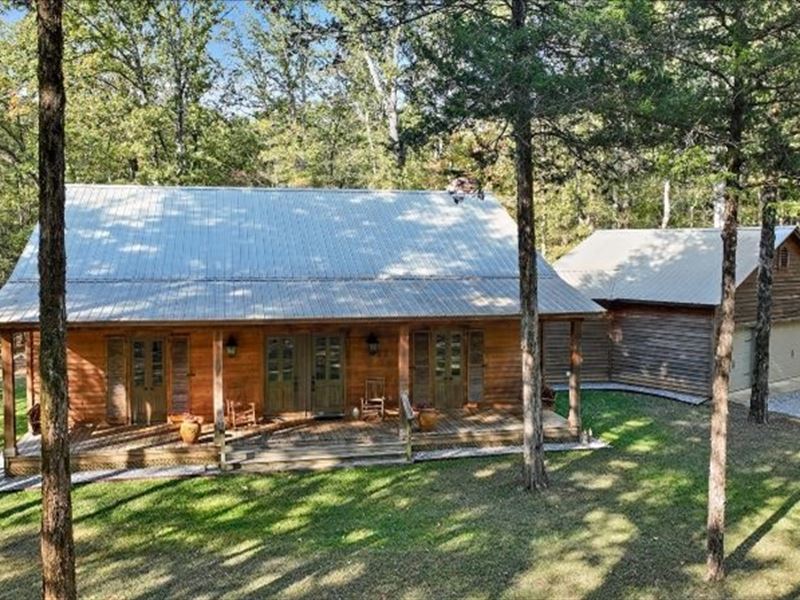 10 Acres with A Home in Madison Cou : Canton : Madison County : Mississippi
