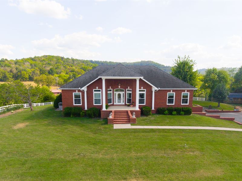 26+ Acres, Home, Views for Miles : Petersburg : Bedford County : Tennessee