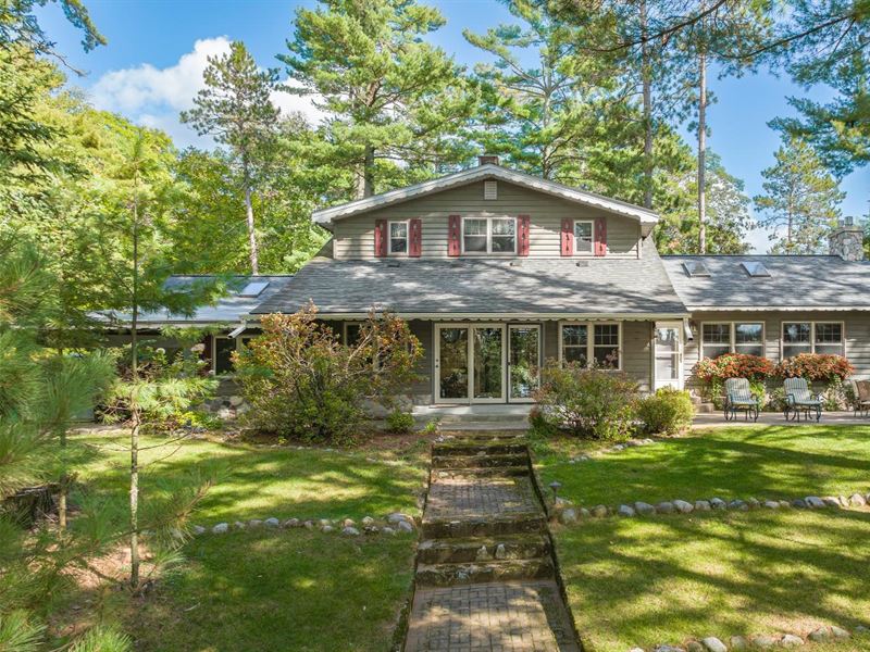 Timber Lodge Resort : Manitowish Waters : Vilas County : Wisconsin