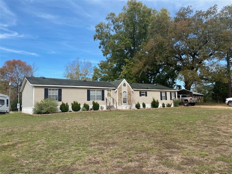 Rural Mobile Home & 1.5 Acres : Osyka : Pike County : Mississippi