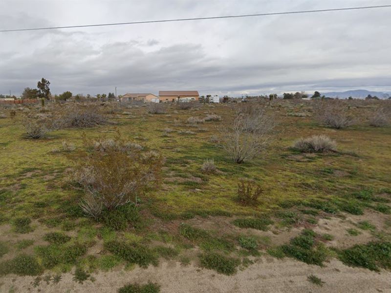 Residential in Victorville, CA : Victorville : San Bernardino County : California