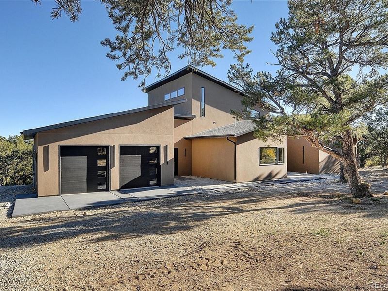 New Home On 10+ Ac in Mesa Antero : Nathrop : Chaffee County : Colorado