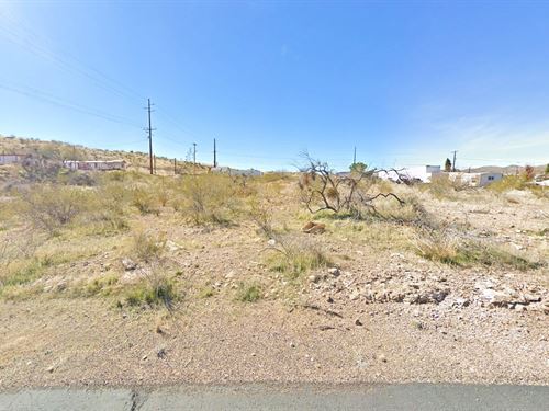 Hot Spot Land Opportunity : Kingman : Mohave County : Arizona