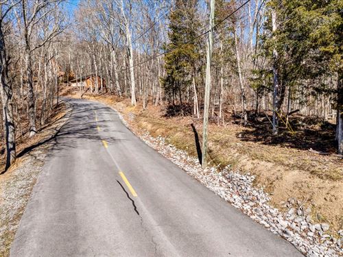 Lot in Cherokee Lake Subdivision : Mooresburg : Hawkins County : Tennessee