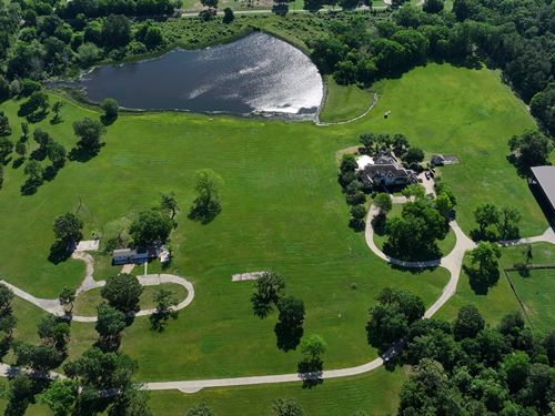 Womack Estate : Montgomery : Texas