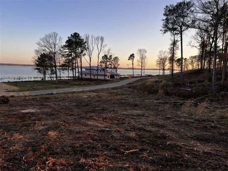 Exquisite Luxury Lot, Water Views : Madison : Madison County : Mississippi