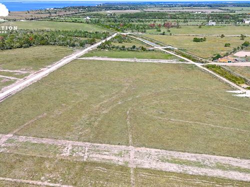 Anahuac Tract 16, Only $15K Down : Anahuac : Chambers County : Texas