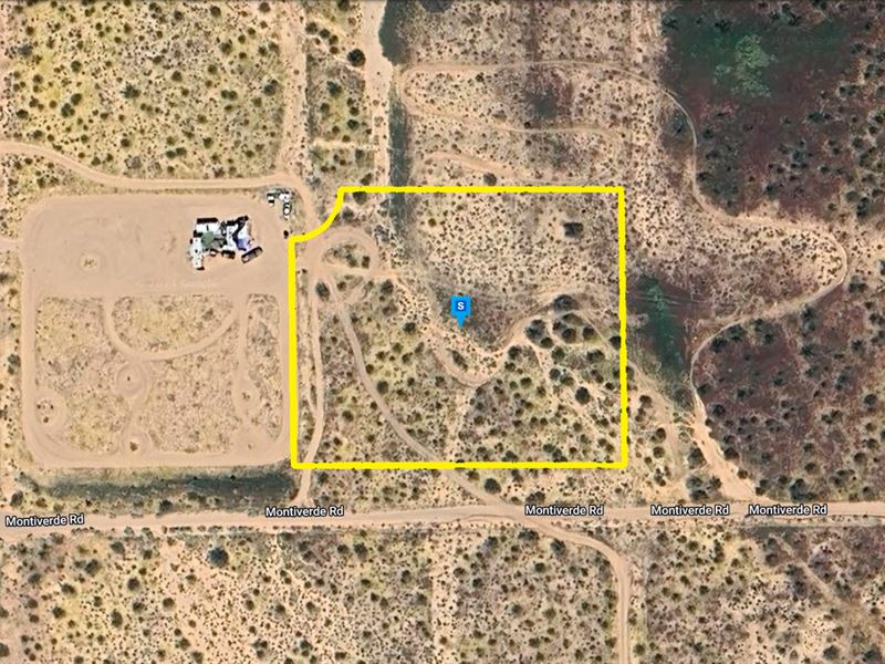 Booming Area Lot : Rosamond : Kern County : California
