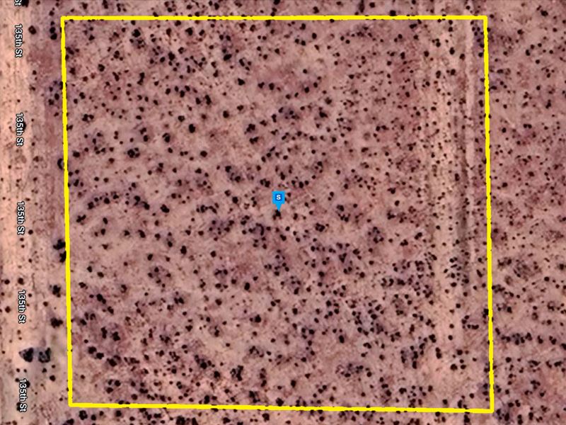 Highly Versatile Lot : Edwards : Kern County : California