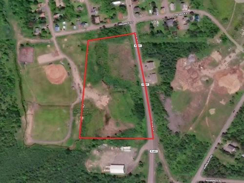 Vacant Commercial Property : Houghton : Michigan