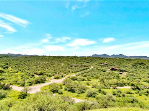 2.10 Acres Ready to Build or RV : Rio Rico : Santa Cruz County : Arizona